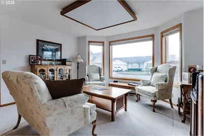 4608 Holly St, Springfield, OR 97478 - Photo 15