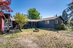 110 NE Kirby Ave, Roseburg, OR 97470 - Photo 43
