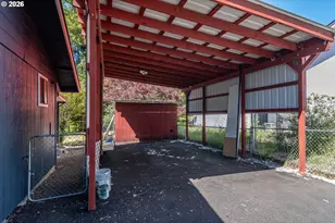 110 NE Kirby Ave, Roseburg, OR 97470 - Photo 41