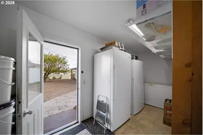 4664 N McKay Rd, Prineville, OR 97754 - Photo 33