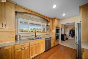 4664 N Mckay Rd, Prineville, OR 97754 - Photo 17