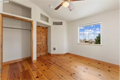 730 Pacific Ave #B, Brookings, OR 97415 - Photo 21