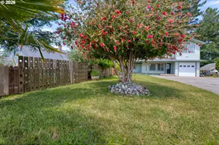 730 Pacific Ave, Brookings, OR 97415 - Photo 33