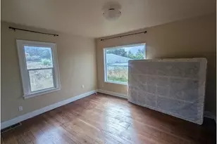 29681 Walker St, Gold Beach, OR 97444 - Photo 9