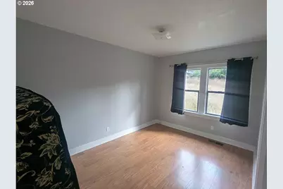 29681 Walker St, Gold Beach, OR 97444 - Photo 11