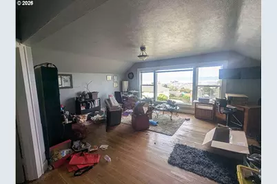 29681 Walker St, Gold Beach, OR 97444 - Photo 15