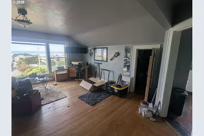 29681 Walker St, Gold Beach, OR 97444 - Photo 17