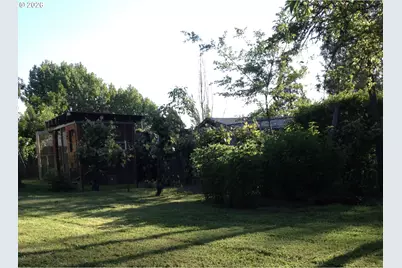 273 Crest Dr, Myrtle Creek, OR 97457 - Photo 21