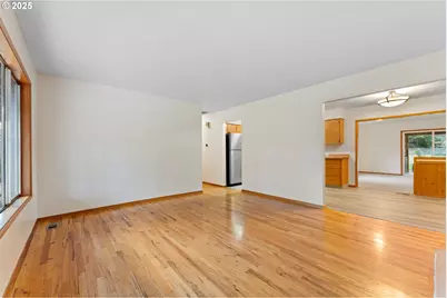 16600 SW Florence St, Beaverton, OR 97078 - Photo 7