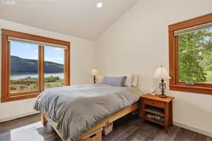 222 Washington St, Lyle, WA 98635 - Photo 31