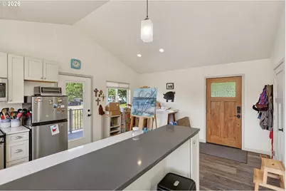 222 Washington St, Lyle, WA 98635 - Photo 7