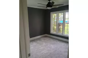 760 W Ballf St, Roseburg, OR 97471 - Photo 5