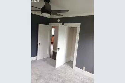 760 W Ballf St, Roseburg, OR 97471 - Photo 17