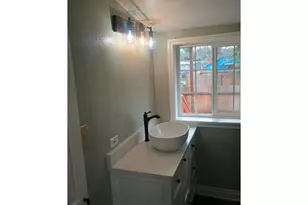 760 W Ballf St, Roseburg, OR 97471 - Photo 7