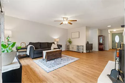 4995 SE Ina Ave, Milwaukie, OR 97267 - Photo 3