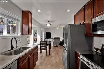 76554 Bobbe Way, Oakridge, OR 97463 - Photo 13