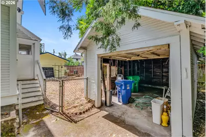 5213 N Montana Ave, Portland, OR 97217 - Photo 17