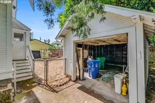 5213 N Montana Ave, Portland, OR 97217 - Photo 17