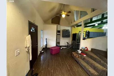 564 SW Cedar St, Mill City, OR 97360 - Photo 15