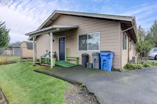 908 NE 1st Ave, Battle Ground, WA 98604 - Photo 3