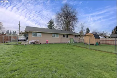 908 NE 1st Ave, Battle Ground, WA 98604 - Photo 9