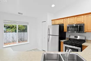 3047 Wallace Rd NW, Salem, OR 97304 - Photo 17