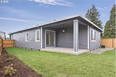 15229 SE Towers Ter, Milwaukie, OR 97267 - Photo 3