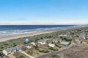 1310 NW Oceania Dr, Waldport, OR 97394 - Photo 3
