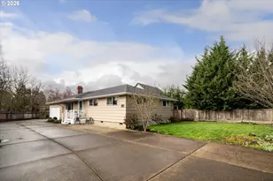 1697 Elanco Ave, Eugene, OR 97401 - Photo 3