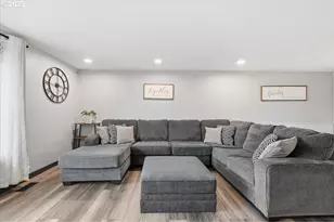 970 Josephine St, Oregon City, OR 97045 - Photo 9