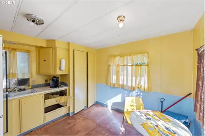 64368 Welch Rd, Coos Bay, OR 97420 - Photo 31