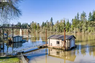 14055 NE River Vista Ln, Aurora, OR 97002 - Photo 37