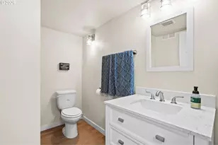 205 W 32nd St, Vancouver, WA 98660 - Photo 31