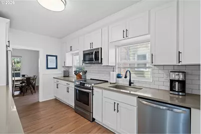 205 W 32nd St, Vancouver, WA 98660 - Photo 17