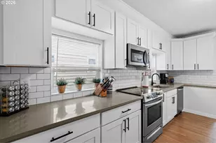 205 W 32nd St, Vancouver, WA 98660 - Photo 13