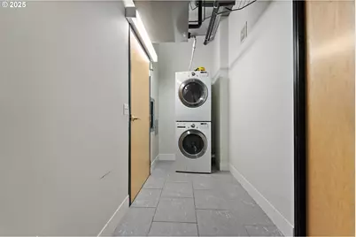 1410 NW Kearney St #1026, Portland, OR 97209 - Photo 23