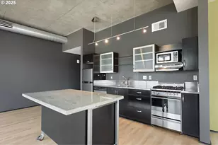 1410 NW Kearney St, Portland, OR 97209 - Photo 13