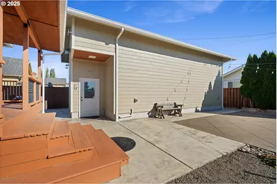 315 Birch Ave, Tillamook, OR 97141 - Photo 21