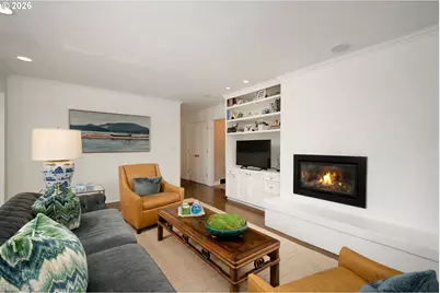 722 SW Westwood Dr, Portland, OR 97239 - Photo 17