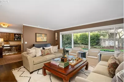 722 SW Westwood Dr, Portland, OR 97239 - Photo 9