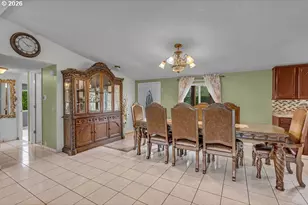 23501 NE Sunnycrest Rd, Newberg, OR 97132 - Photo 9
