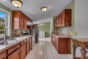 23501 NE Sunnycrest Rd, Newberg, OR 97132 - Photo 13