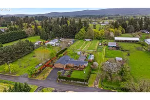 23501 NE Sunnycrest Rd, Newberg, OR 97132 - Photo 35