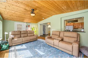 5004 N Loftus Rd, Florence, OR 97439 - Photo 9