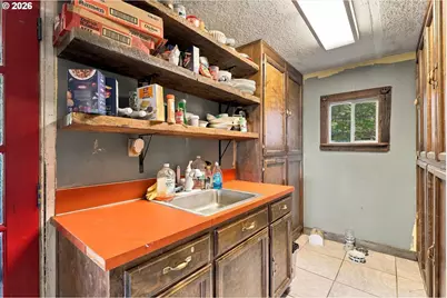 6596 River Rd S, Salem, OR 97306 - Photo 11