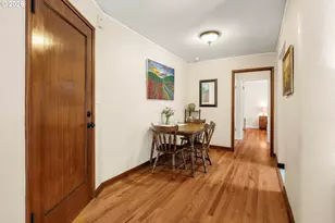 2105 SE Caruthers St, Portland, OR 97214 - Photo 13