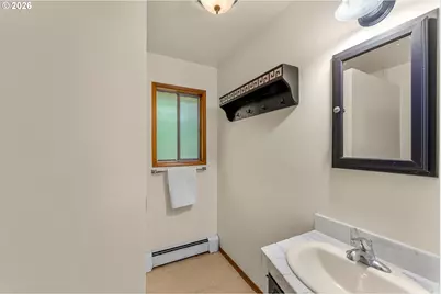 1470 SE 37th Ave, Hillsboro, OR 97123 - Photo 29