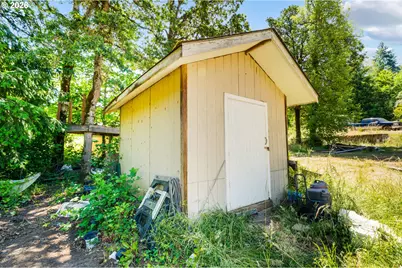 2755 E 38th Ave, Eugene, OR 97405 - Photo 43