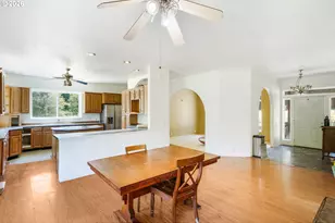 2755 E 38th Ave, Eugene, OR 97405 - Photo 13