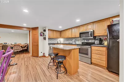 850 E Beacon Dr, Eugene, OR 97404 - Photo 23